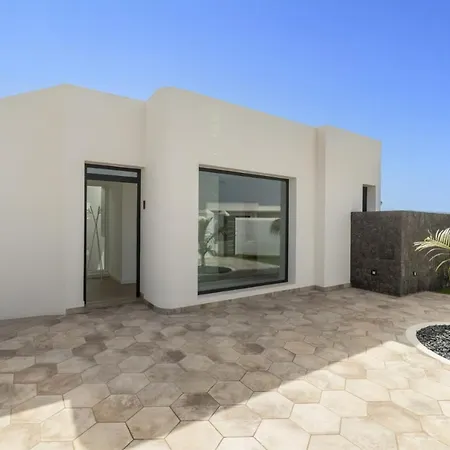 Villa Marella By *